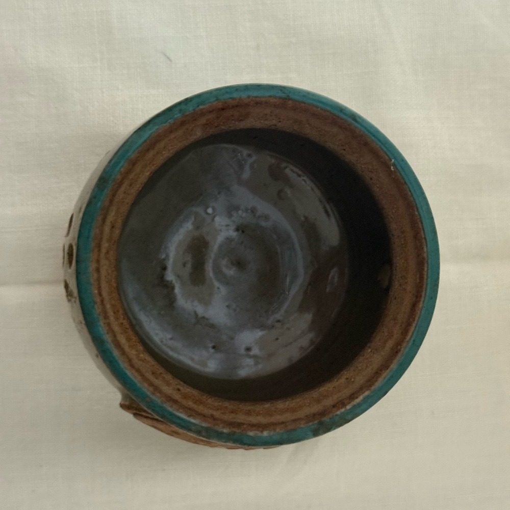 Handmade Garlic Keeper Jar in Teal and Natural - Picture 4 of 7